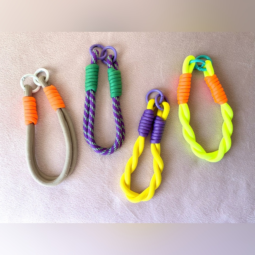 Colorful Cellphone Lanyard Holder